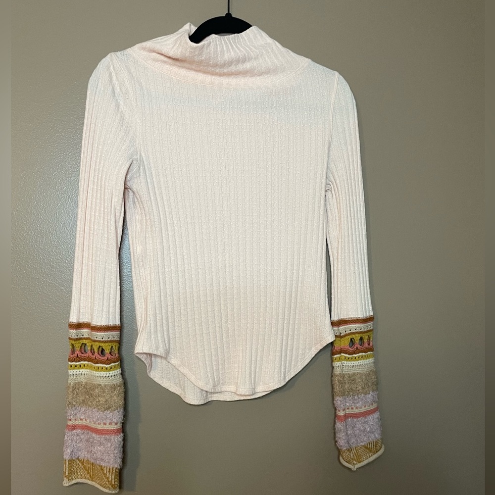 Free people. Small sweater